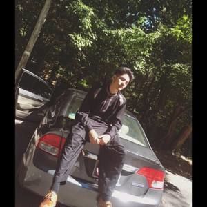 Meet your Posher, Ali