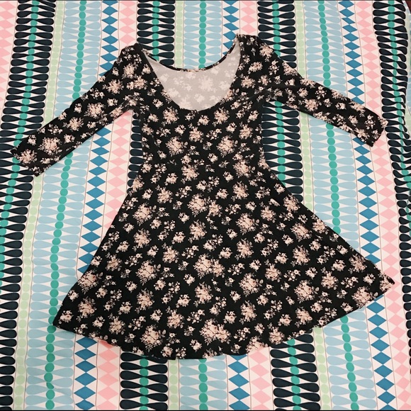 🎉 Forever 21 🎉 Floral dress