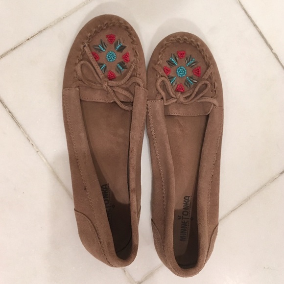 Minnetonka Moccasin size 9.5