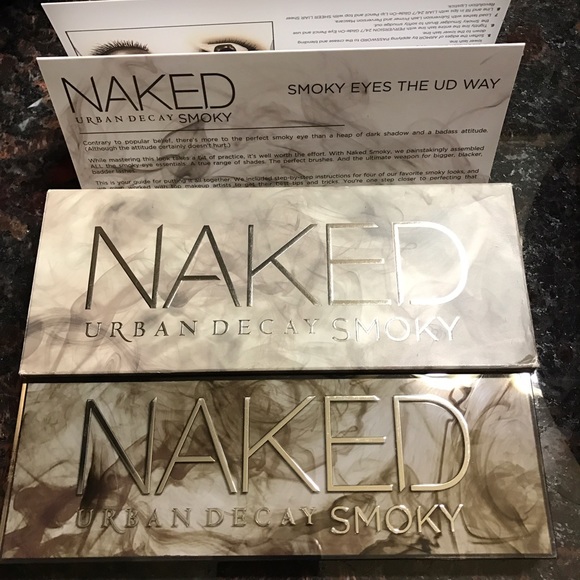 Urban Decay Naked Smoky Palette