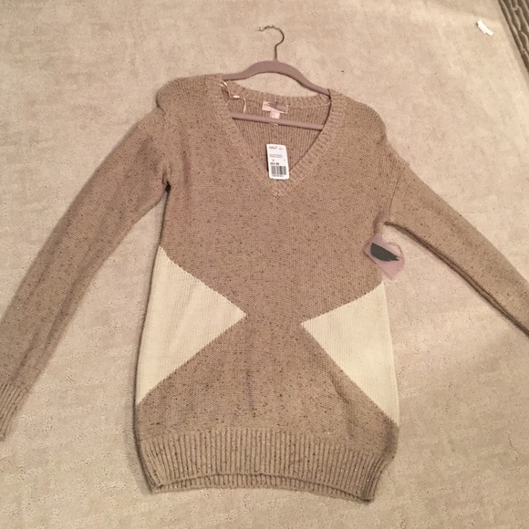 New with tags forever 21 sweater