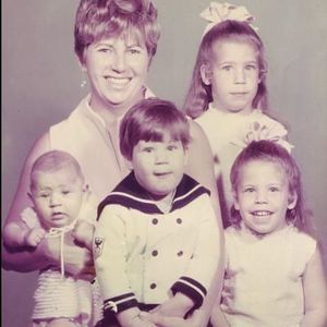 Meet your Posher, Angela