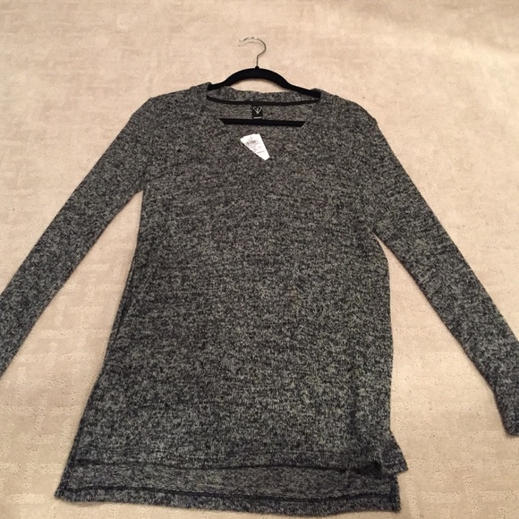 Brand new gray sweater