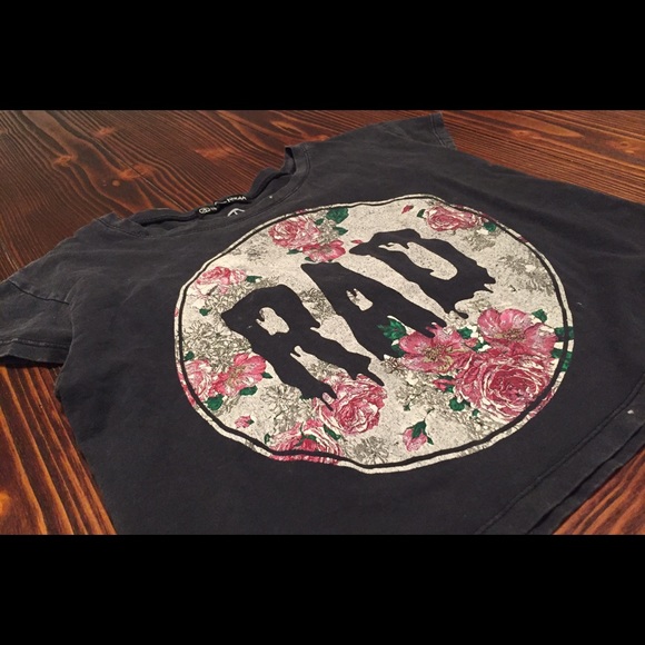 Graphic t-shirt🌹