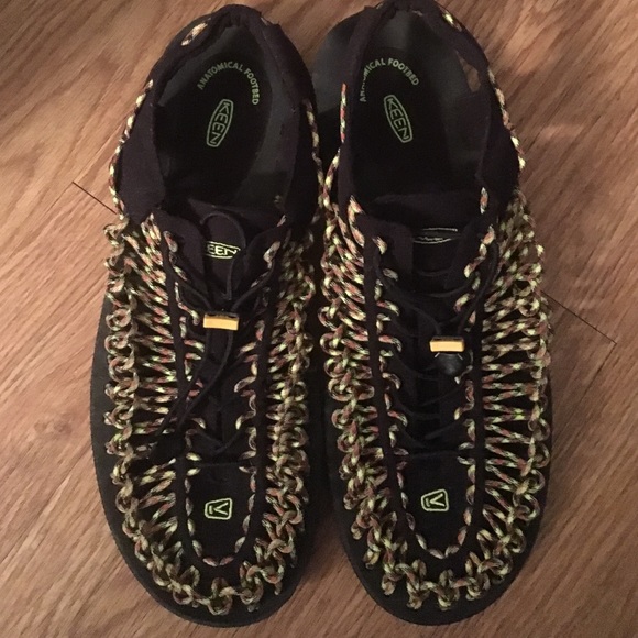 KEEN Men's UNEEK SANDALS