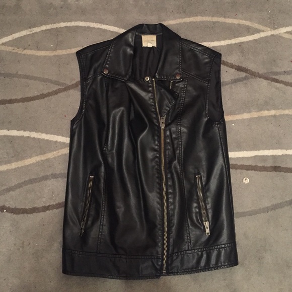 Urban outfitters oversized moto vest