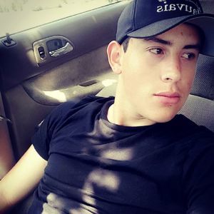 Meet your Posher, Diego