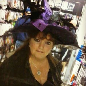 Meet your Posher, Nancy