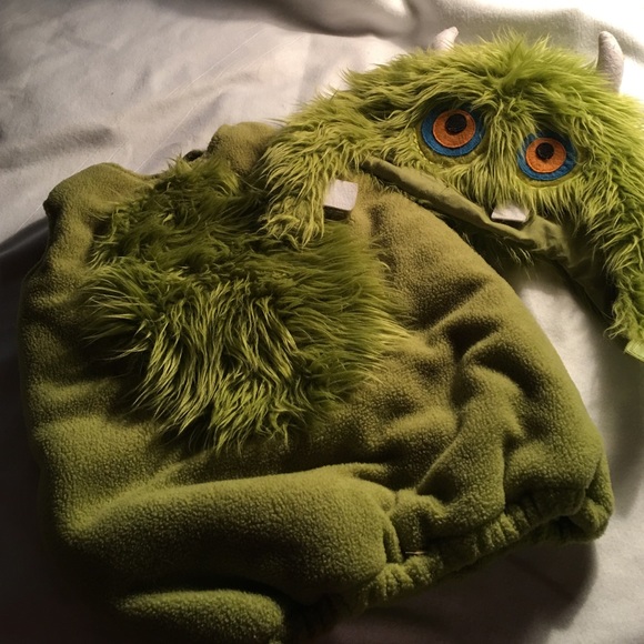 Costume