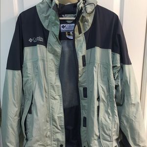 Columbia windbreaker