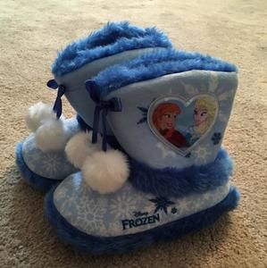 Frozen boot slipper