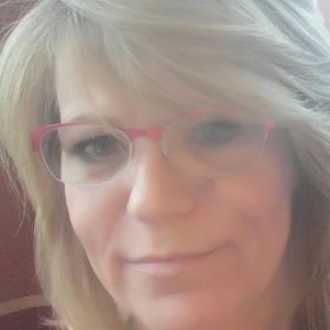 Meet your Posher, Becky
