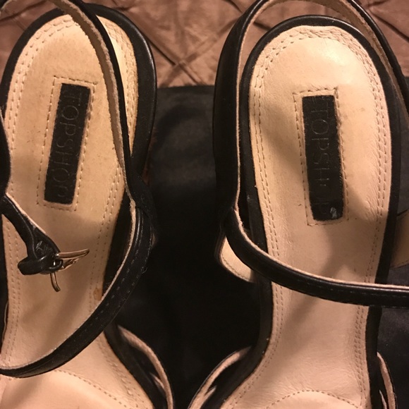 TOPSHOP PONY HAIR LEOPARD PLATFORM - Picture 2 of 3