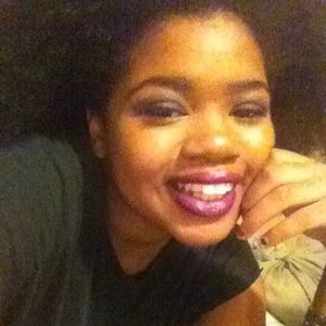 Meet your Posher, Manii