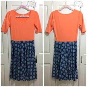 LuLaRoe Nicole Dress Small