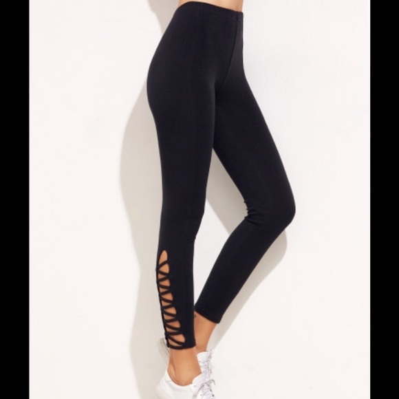 Black lattice hem leggings