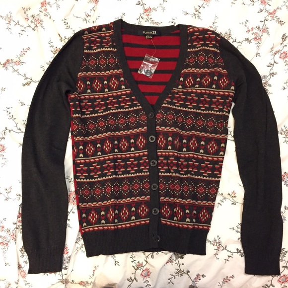 F21 NWT gray red v-neck cardigan perfect for fall