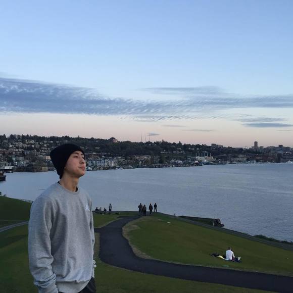 Meet your Posher, Sangwon - Picture 1 of 1