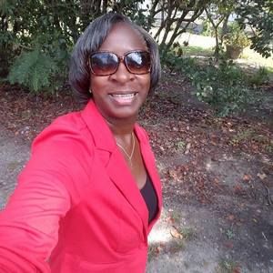 Meet your Posher, Renee