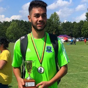 Meet your Posher, Luis