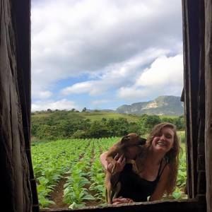 Meet your Posher, Leanne