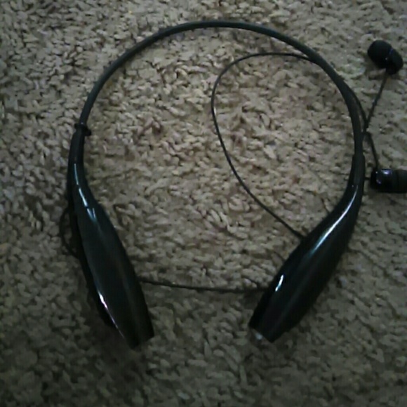 Bluetooth headset - Picture 2 of 3
