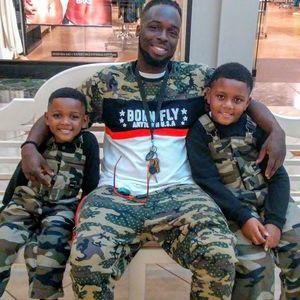 Meet your Posher, Davis