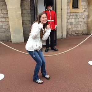 Meet your Posher, Hannah