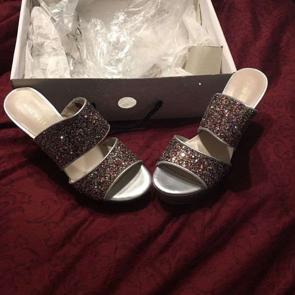 New in box Nine West Wedge!