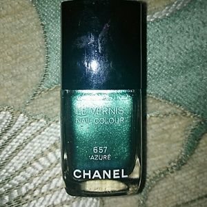 Chanel nail polish