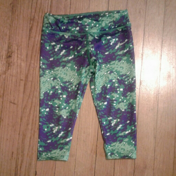 Girl's Nike pants