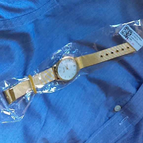 Gold watch - Picture 3 of 4