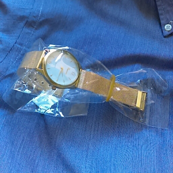 Gold watch - Picture 4 of 4