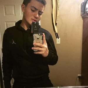 Meet your Posher, Juan