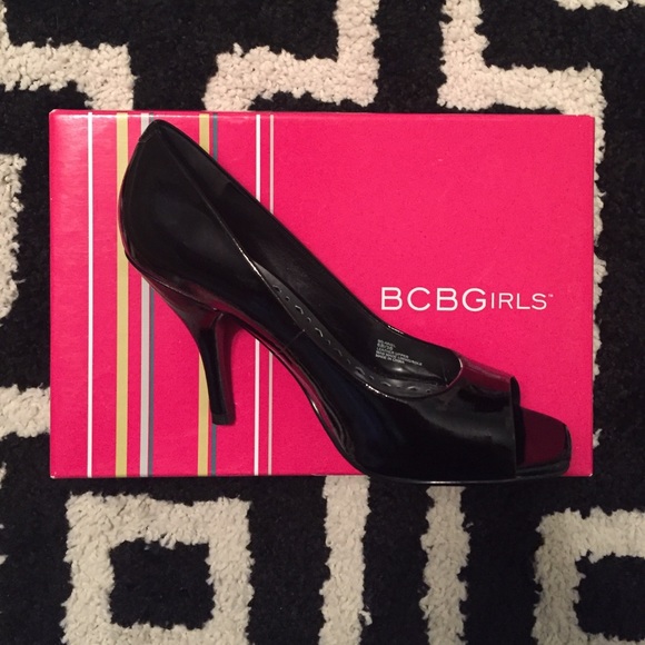⭐️⭐️BCBGirls black heels⭐️⭐️