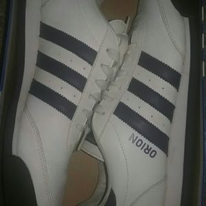 Addidas (Orion)