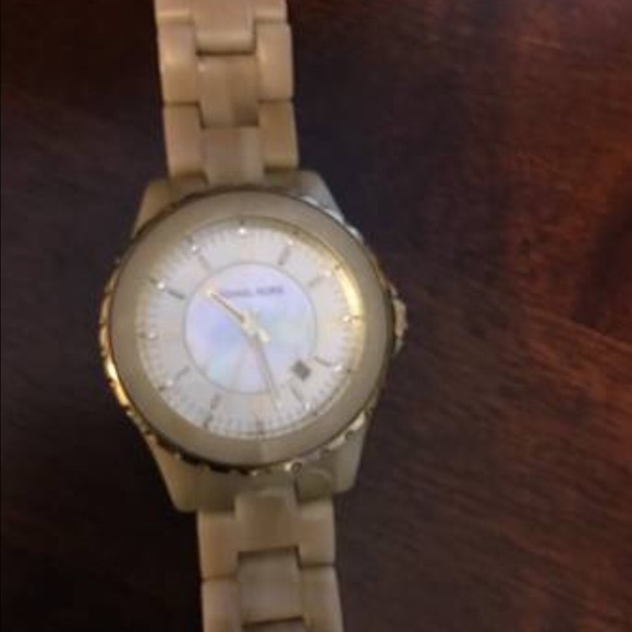 Michael kors watch