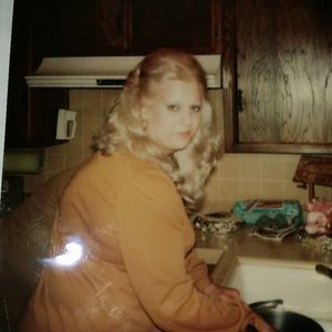 Meet your Posher, Dora