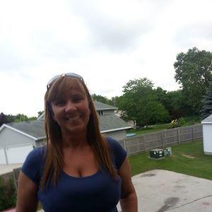 Meet your Posher, Corinia