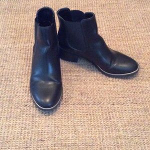 Sam & Libby Black Booties