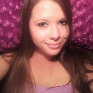 Meet your Posher, Bobbi