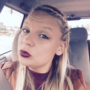 Meet your Posher, Ellie