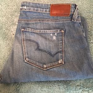 Big Star Straight Leg Size - 33