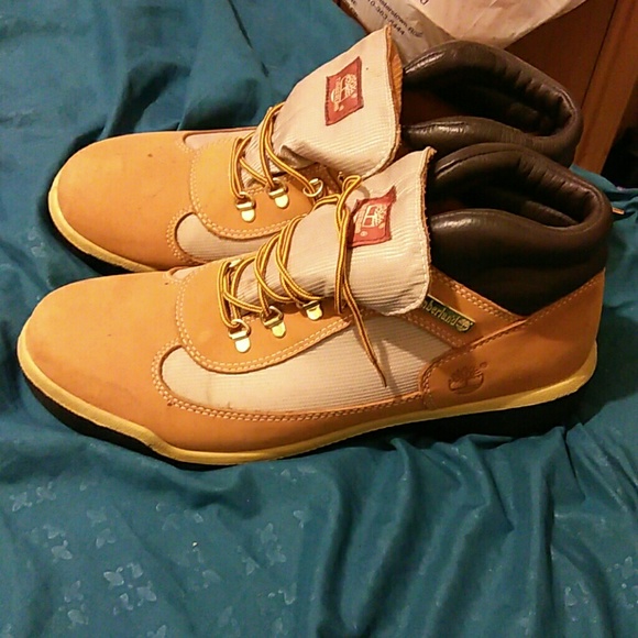 Slightly worn butter hiking timberland boots