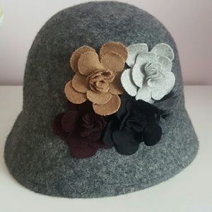 Merona cloche hat