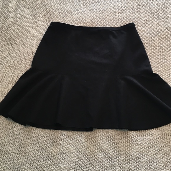 Tahari Black 10 Skirt with Flare and exposed zip