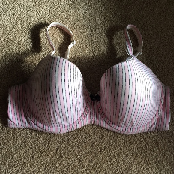 38D Victoria's Secret Bra