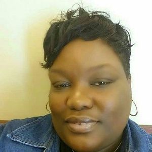 Meet your Posher, Rashida