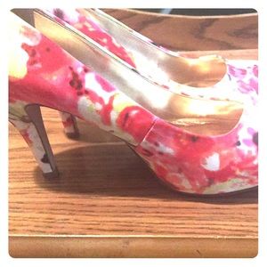 Multi Color Madden Girl