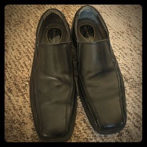 Dockers dress shoes